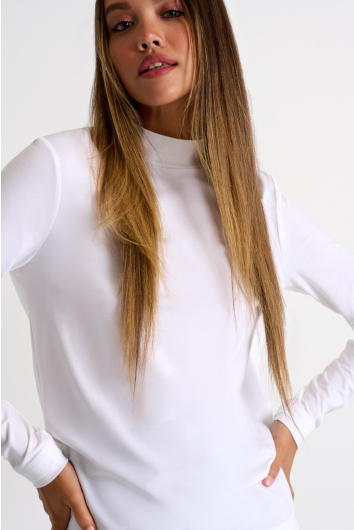 Long sleeve mock neck shirt