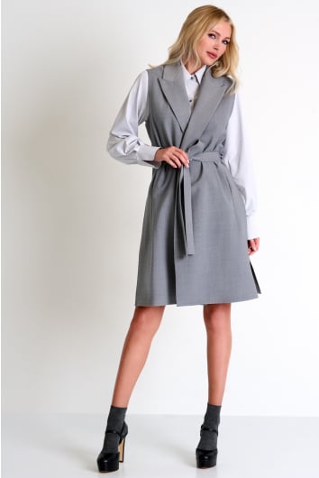 Contemporary long sleeveless jacket 